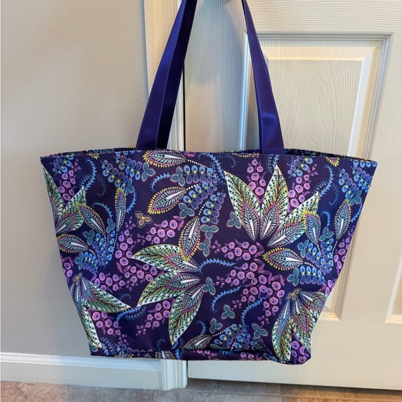 NWOT-Vera Bradley Large Tote Bag Batik Leaves - Picture 6 of 7
